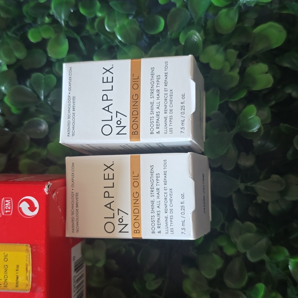 Olaplex Shine Bright Healthy Hair Essentials BNIB - Picture 3 of 3